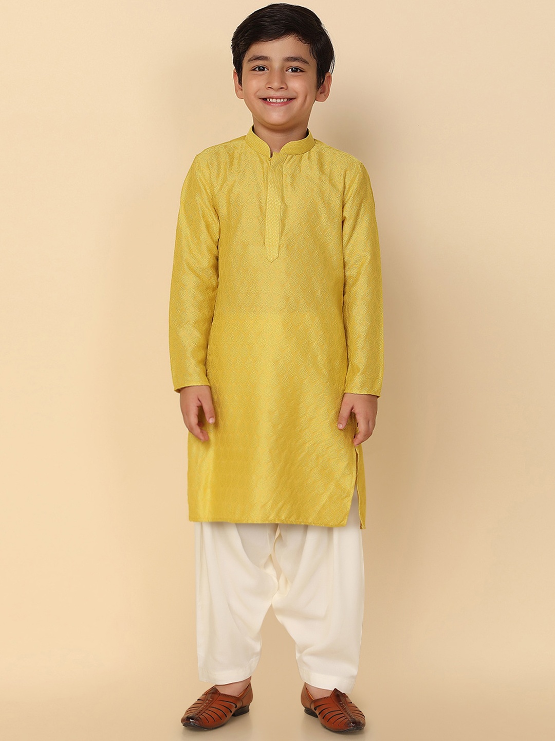 

KISAH Boys Woven Design Regular Kurta with Patiala, Yellow