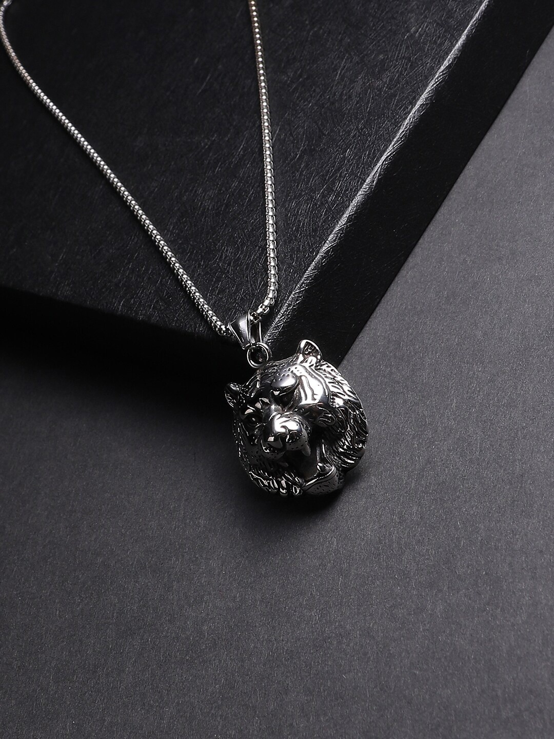 

French Accent Silver-Plated Tiger-Shaped Pendants with Chains