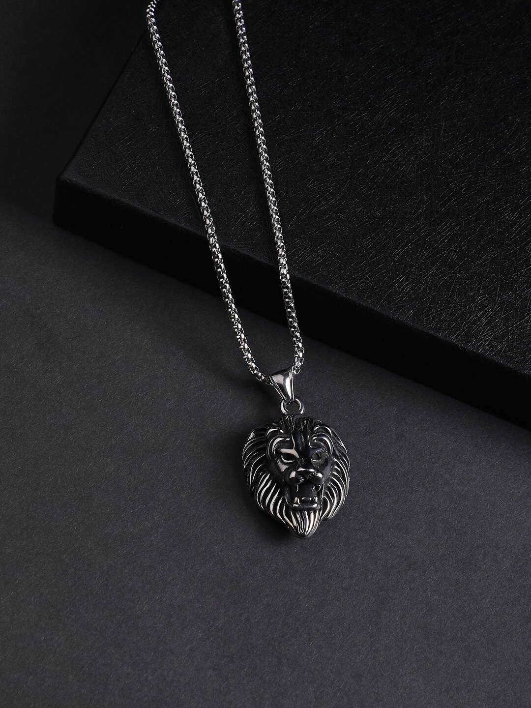 

French Accent Men Silver Plated Chain with Pendant