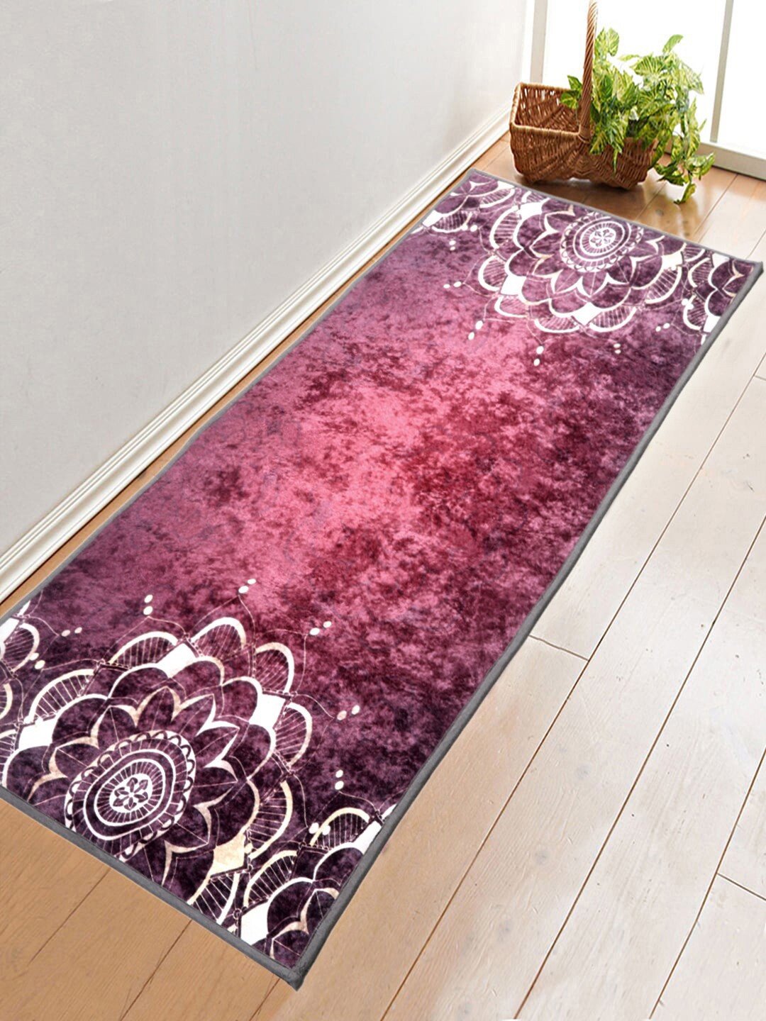 

BELLA TRUE Maroon & White Digital Printed Bed Side Runner
