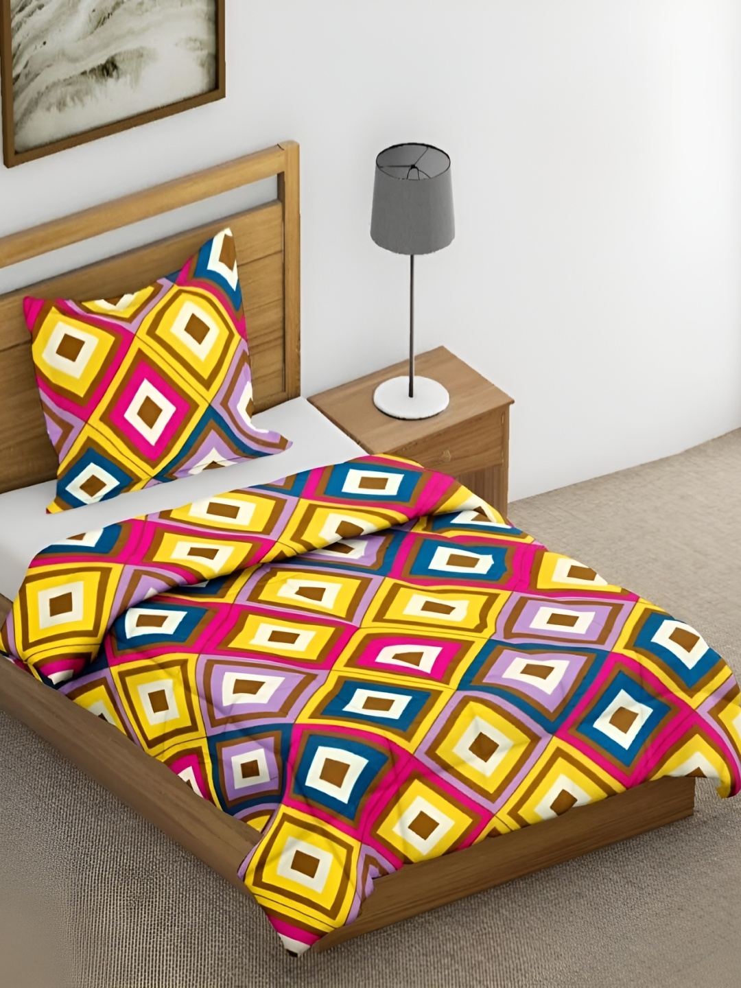 

LINENOVATION Yellow & Pink Geometric 200 GSM AC Room Double Bed Comforter