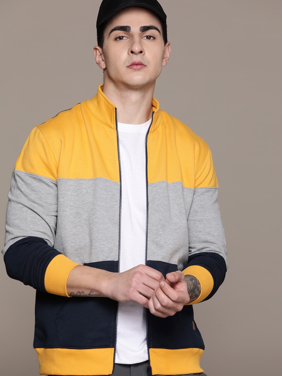 

Roadster Men Colourblocked Sweatshirt, Yellow