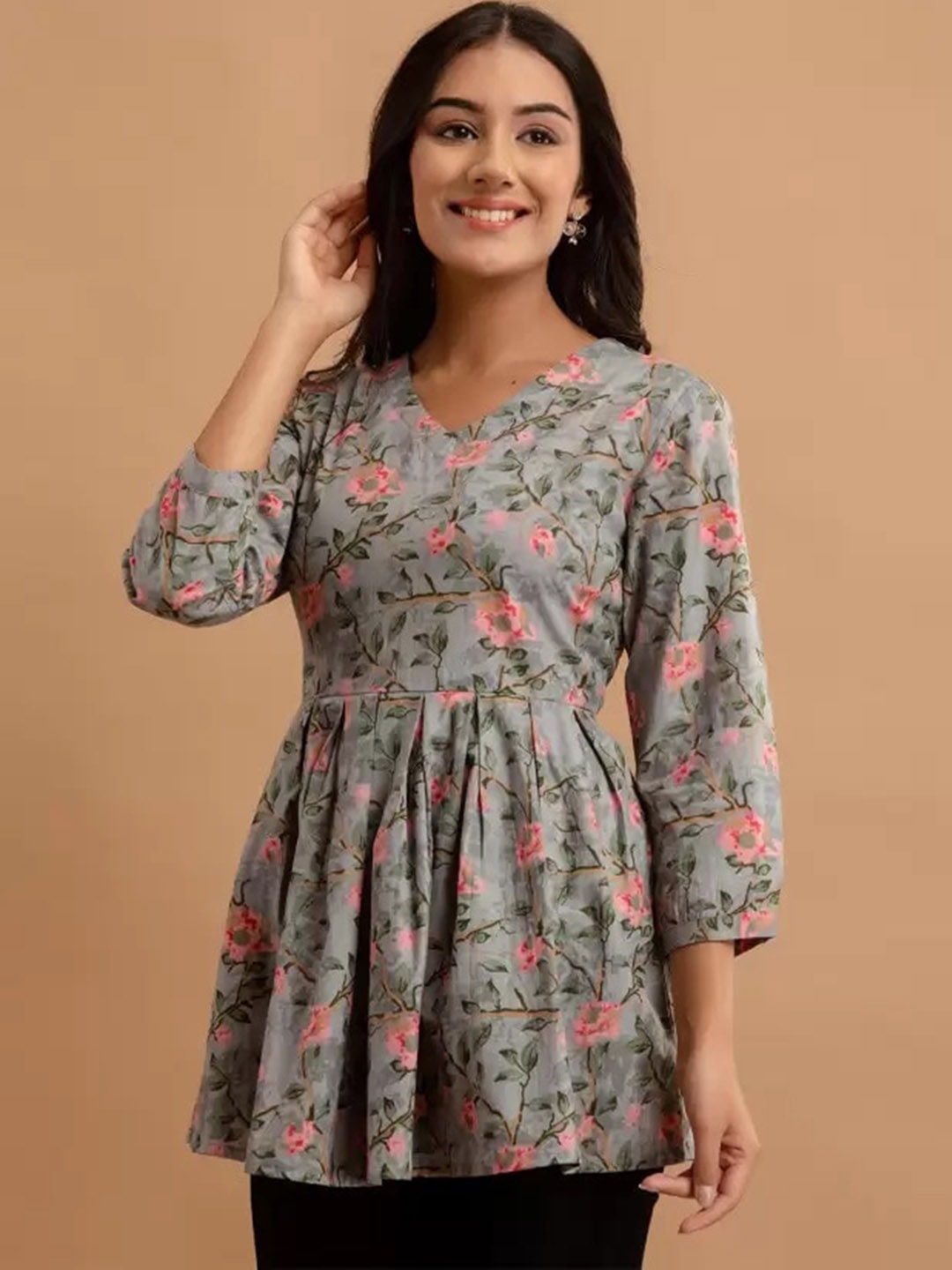

KALINI Floral Printed V-Neck Anarkali Kurta, Grey