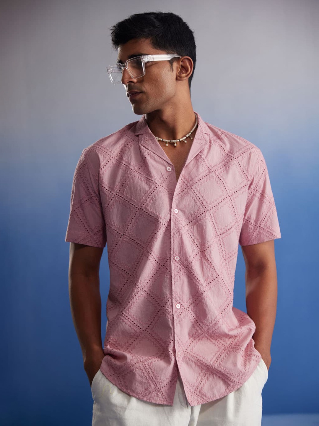 

VASTRAMAY Men Schiffli Cotton Premium Shirt, Pink