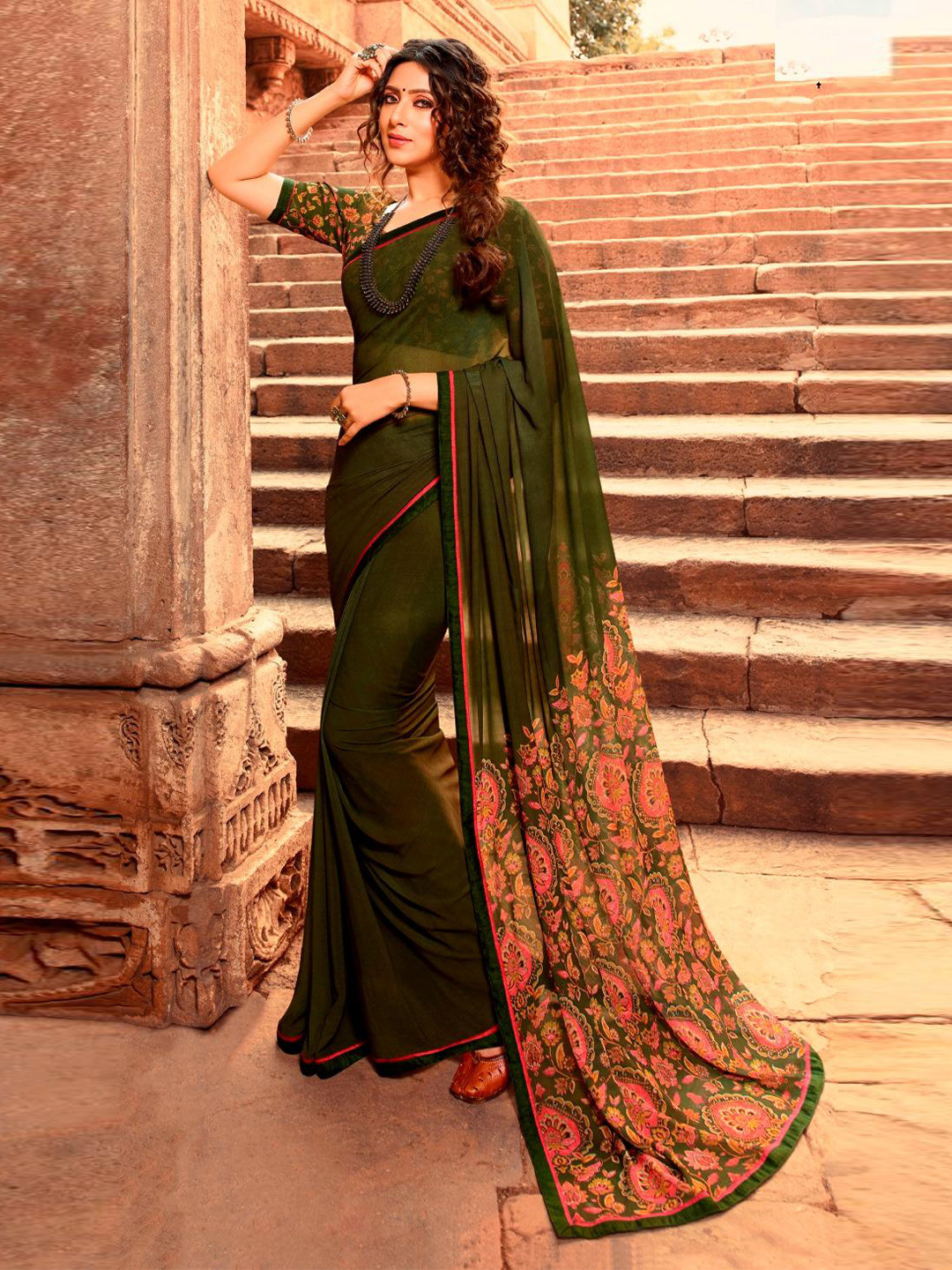 

Civamee Printed Bordered Saree, Green