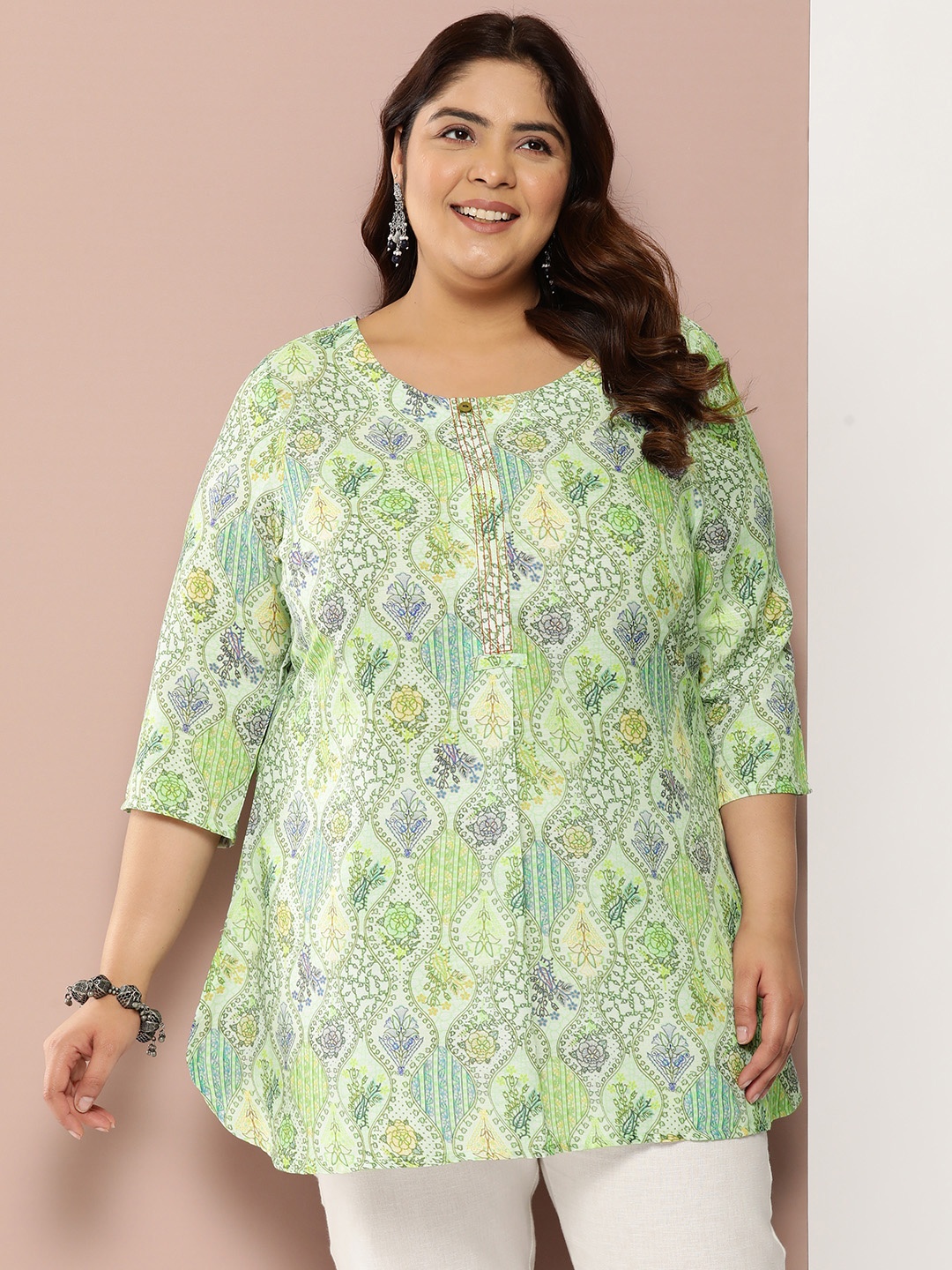 

Sztori Plus Size Ethnic Motifs Print Pleated Kurti, Green