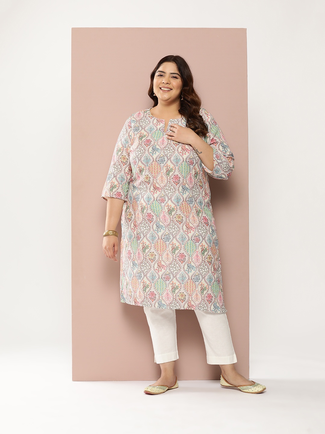 

Sztori Plus Size Printed Kurta, Multi