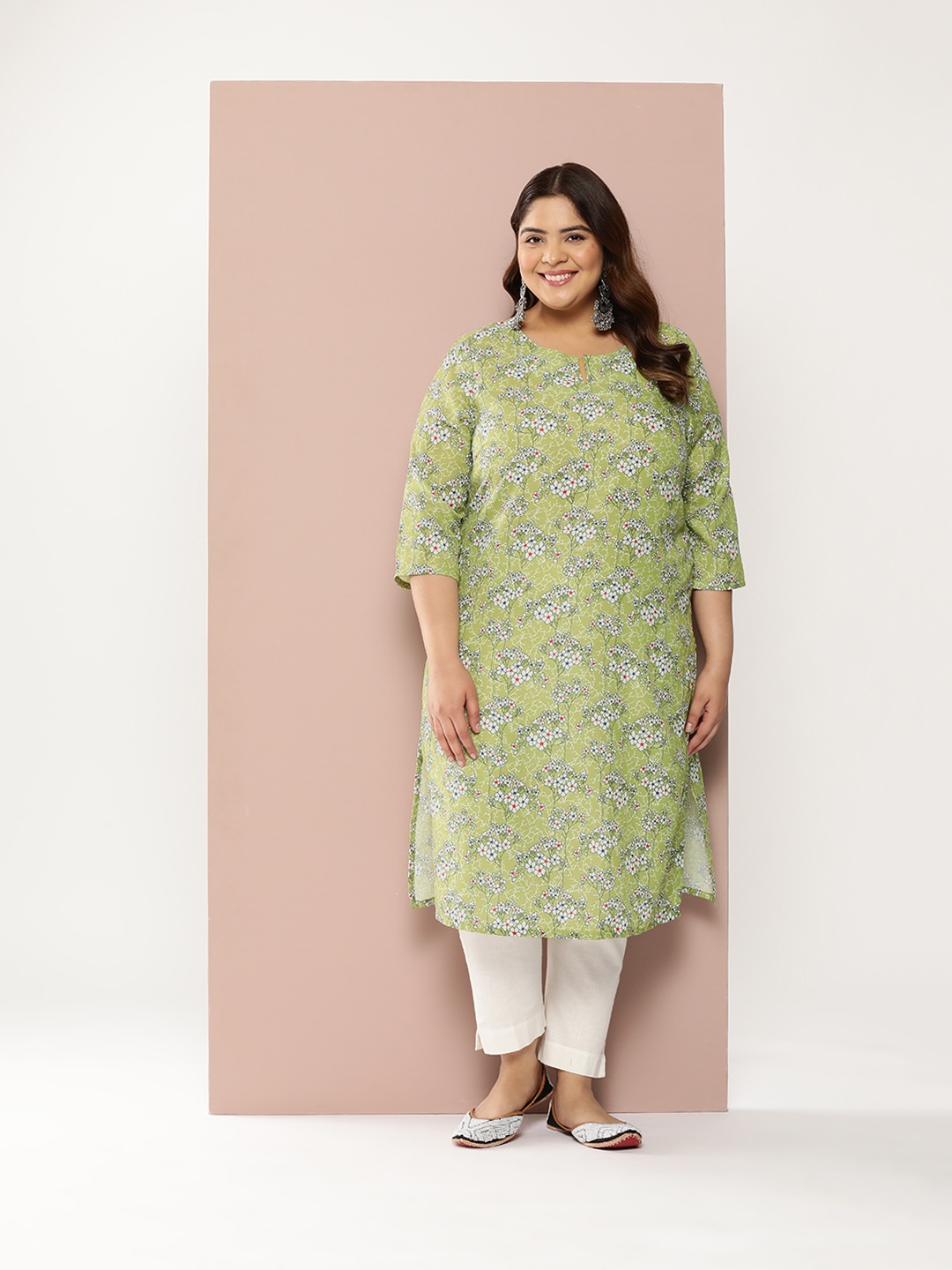 

Sztori Plus Size Floral Print Kurta, Green