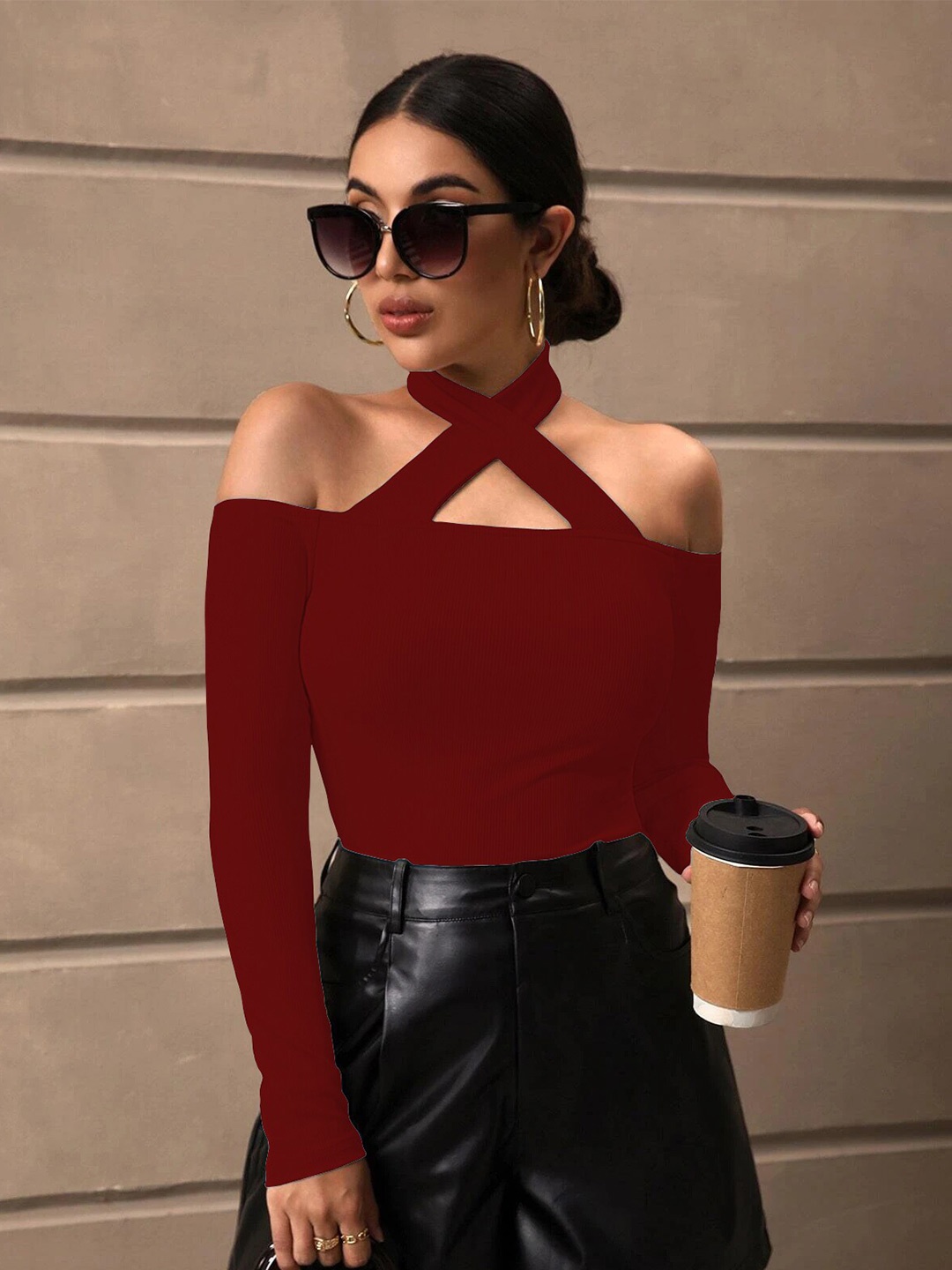 

BAESD Ribbed Halter Neck Cold-Shoulder Sleeves Fitted Top, Maroon