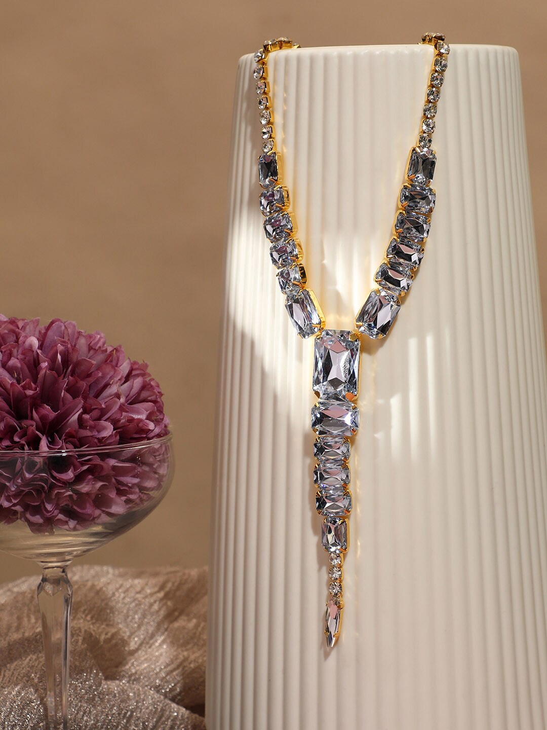 

SOHI Silver-Plated Stone Studded Minimal Necklace