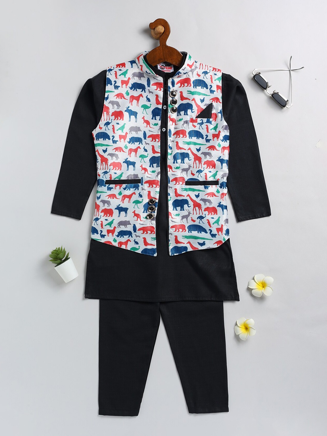 

BAESD Boys Mandarin Collar Straight Pure Cotton Kurta With Pyjamas & Nehru Jacket, Black