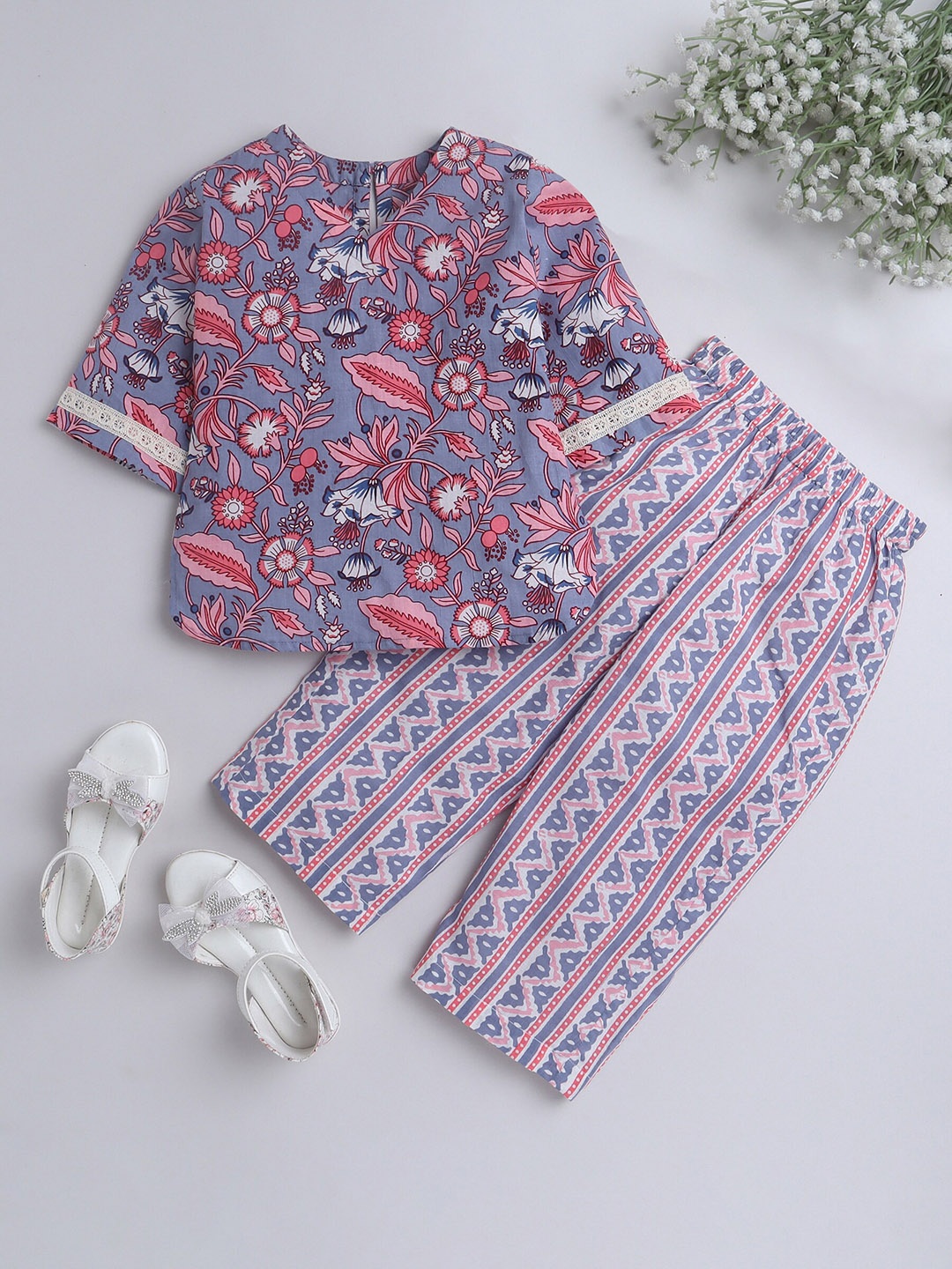 

The Magic Wand Girls Floral Printed Pure Cotton Night suit, Blue
