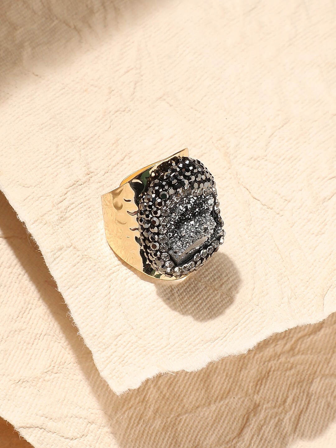 

SOHI Gold-Plated Stone-Studded Crest Statement Finger Ring