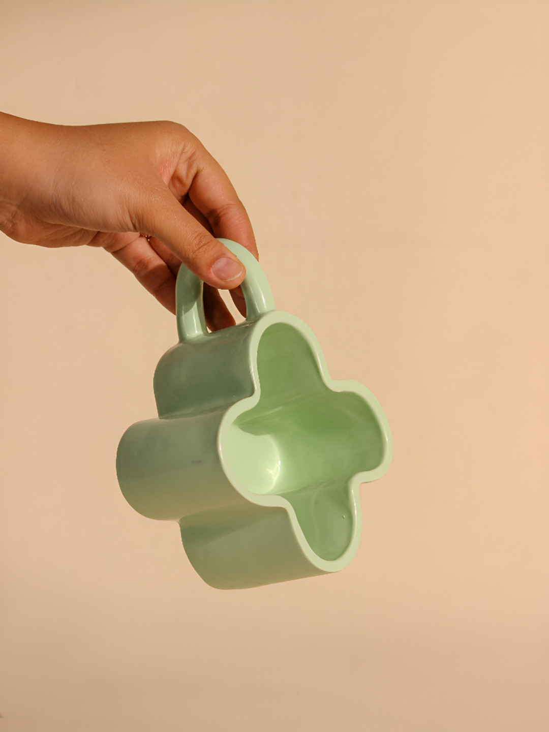 

The Orby House Green Textured Ceramic Glossy Mug 250 ml