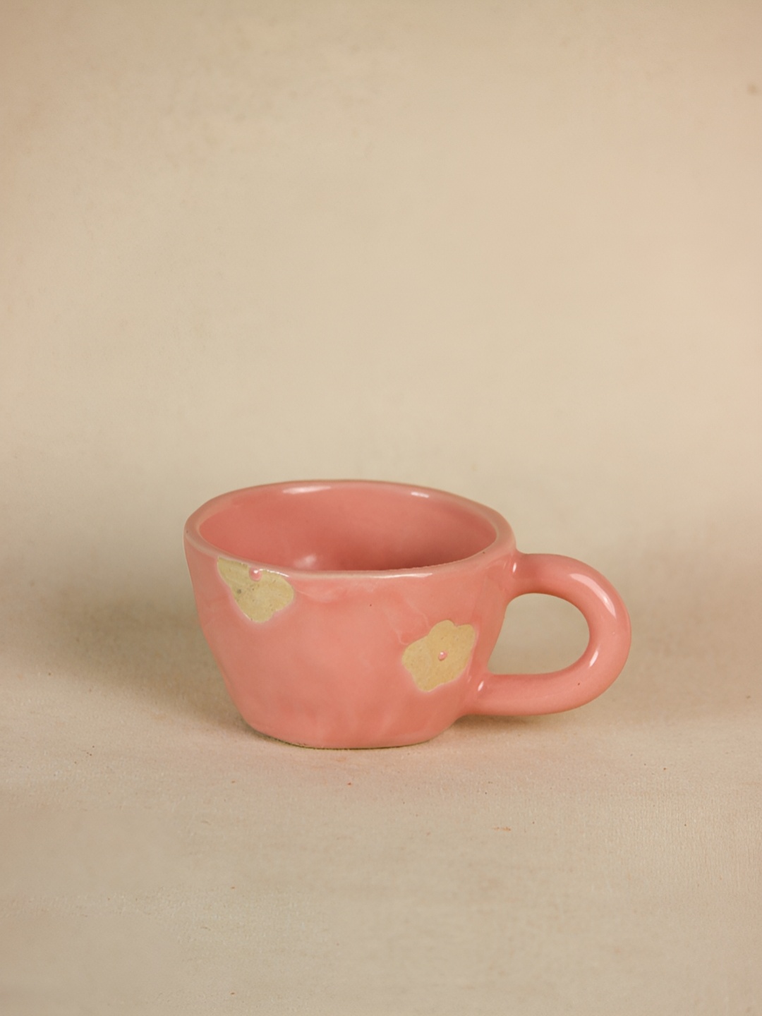 

The Orby House Pink Textured Ceramic Glossy Mug