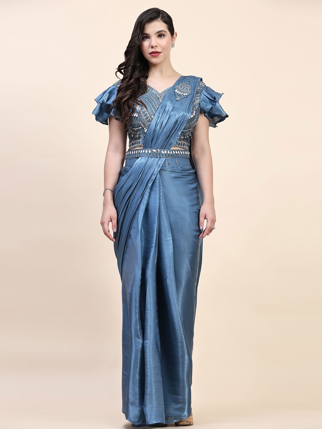 

Phenav Embellished Sequinned Saree, Teal