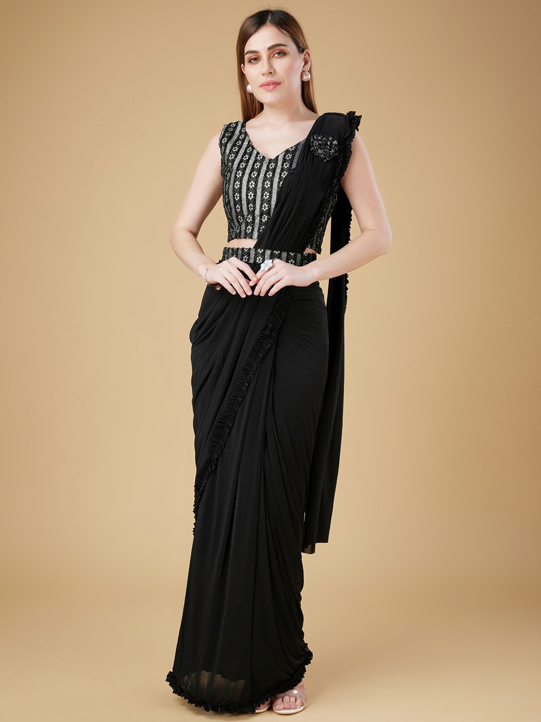 

Phenav Embellished Sequinned Ready To Wear Saree, Black
