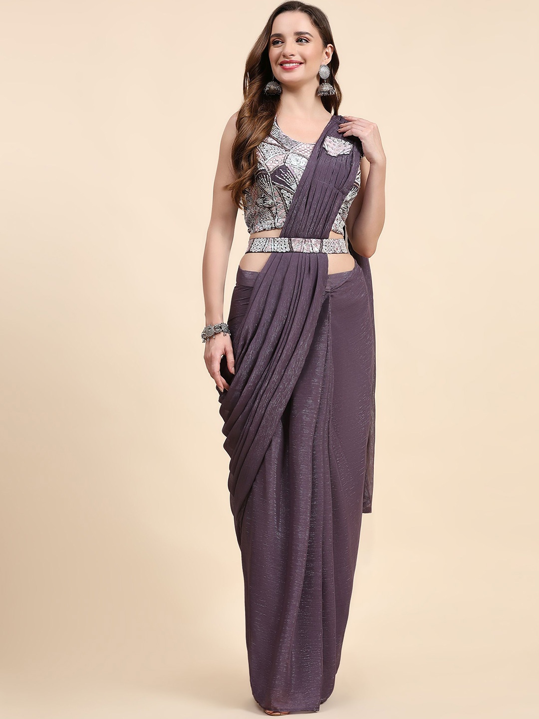 

Phenav Sequinned Ready to Wear Saree, Grey