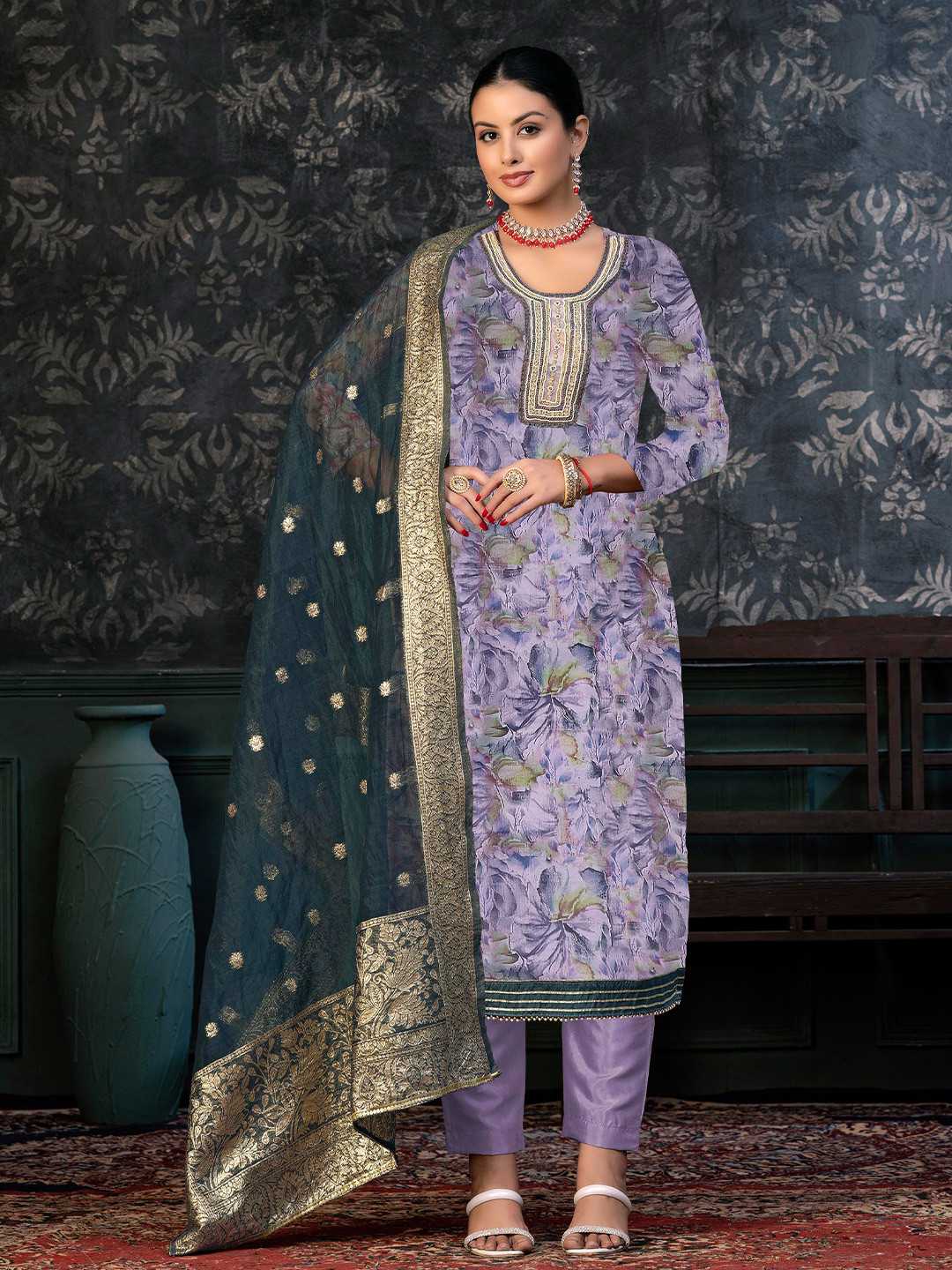 

KALINI Floral Printed Beads & Stones Detailed Organza Unstitched Dress Material, Lavender