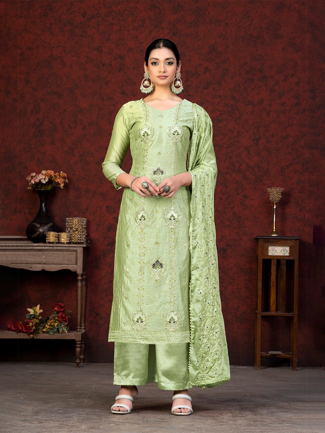 

KALINI Floral Embroidered Zari Unstitched Dress Material, Green