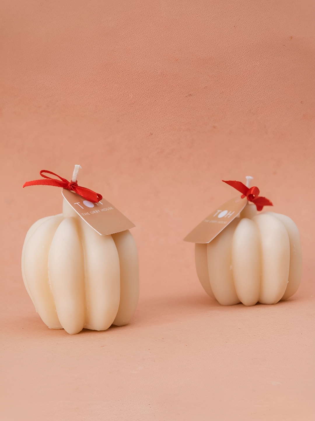 

The Orby House White 2 Pieces Pumpkin Pillar Candle