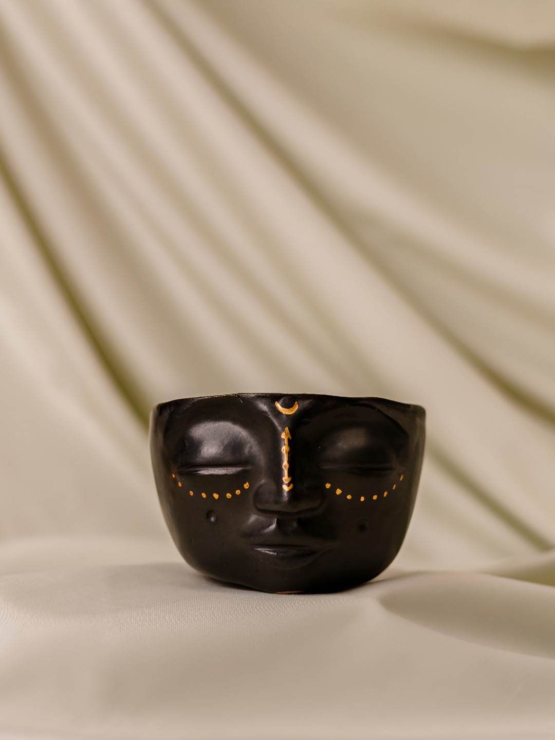 

The Orby House Black Tribal Jar Candle