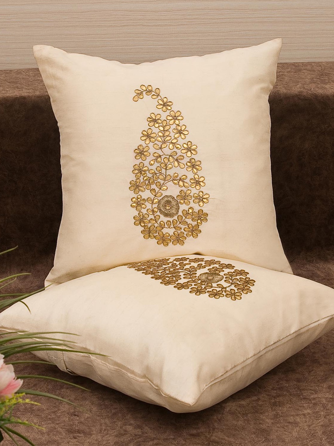 

RoyalDeco Creamand Gold Tone 2 Pieces Cushion Cover, Cream