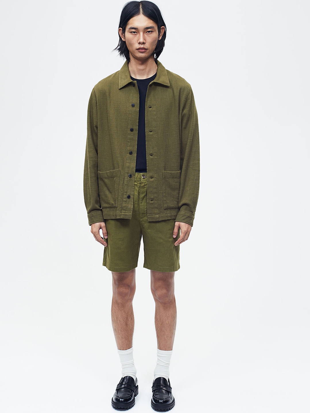 

H&M Men Regular Fit Linen-Blend Shorts, Green