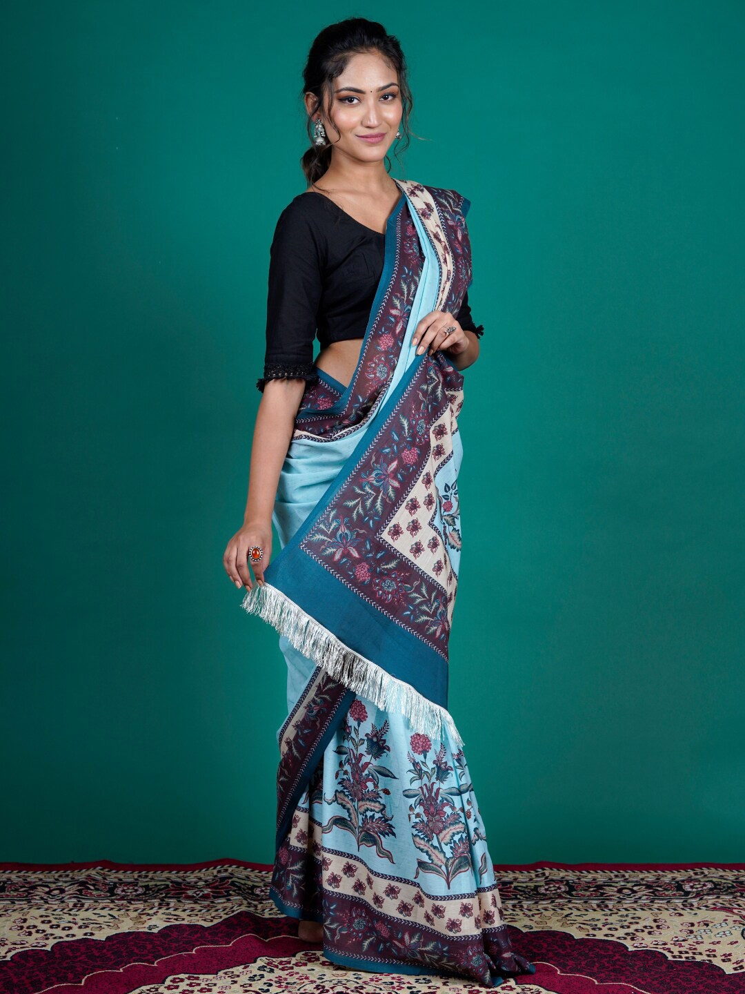 

BUTA BUTI Floral Printed Pure Cotton Saree, Blue