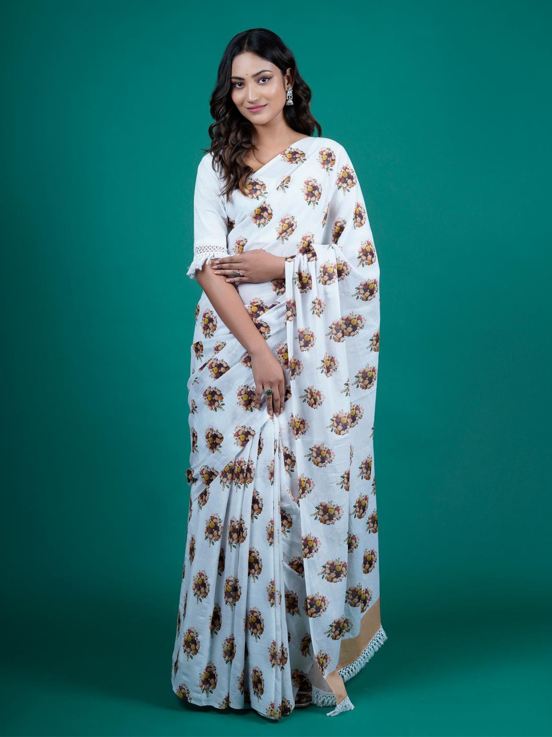 

BUTA BUTI Floral Printed Pure Cotton Saree, White