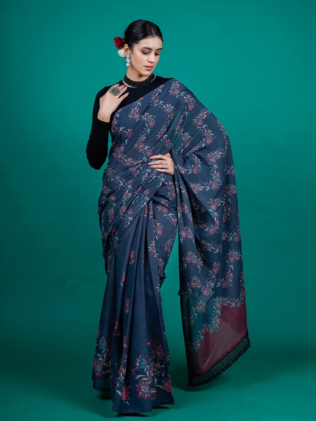 

BUTA BUTI Floral Printed Pure Cotton Saree, Blue