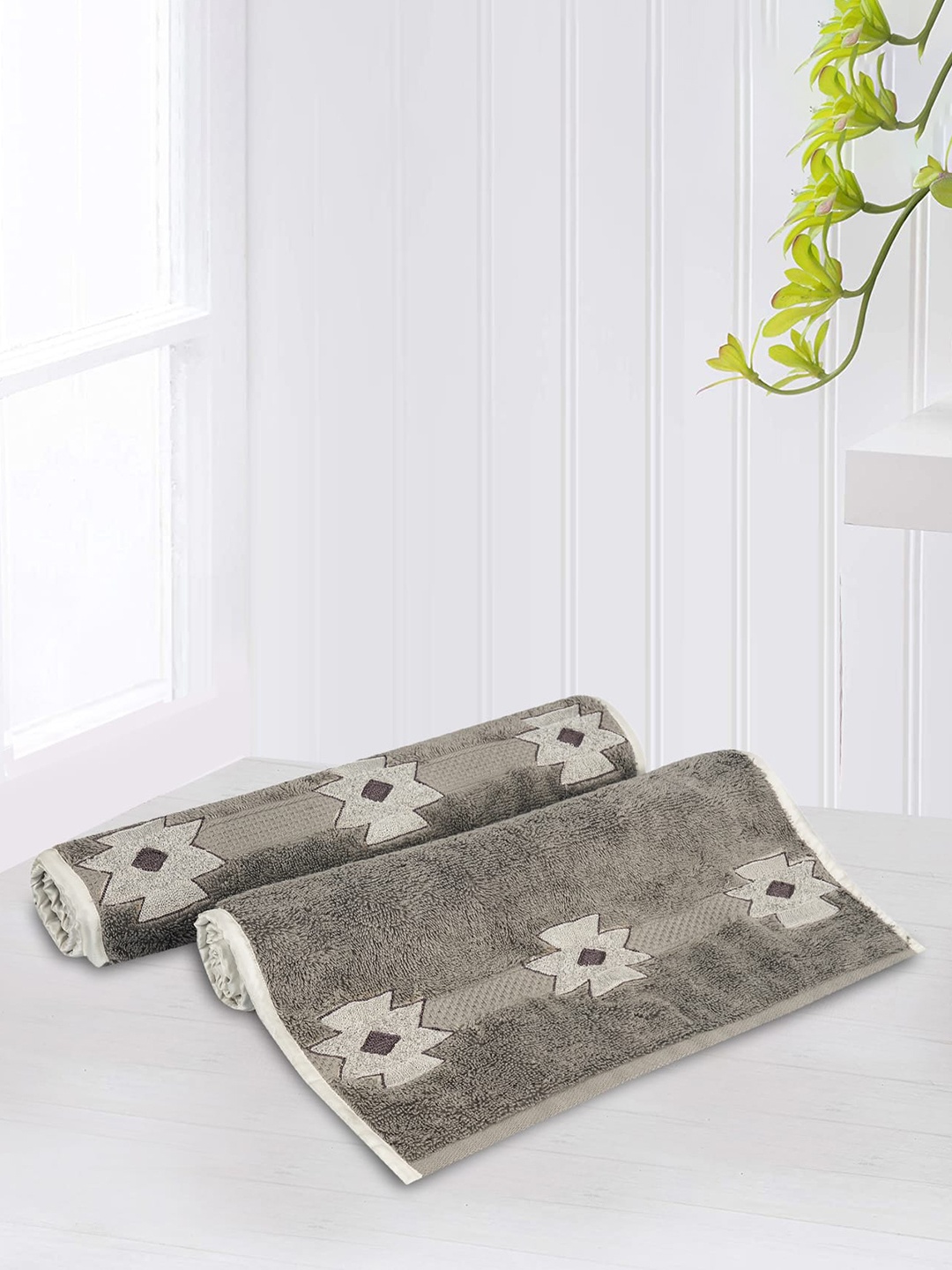 

LUSH & BEYOND Grey 2 Pieces Printed 500 GSM Pure Cotton Hand Towels