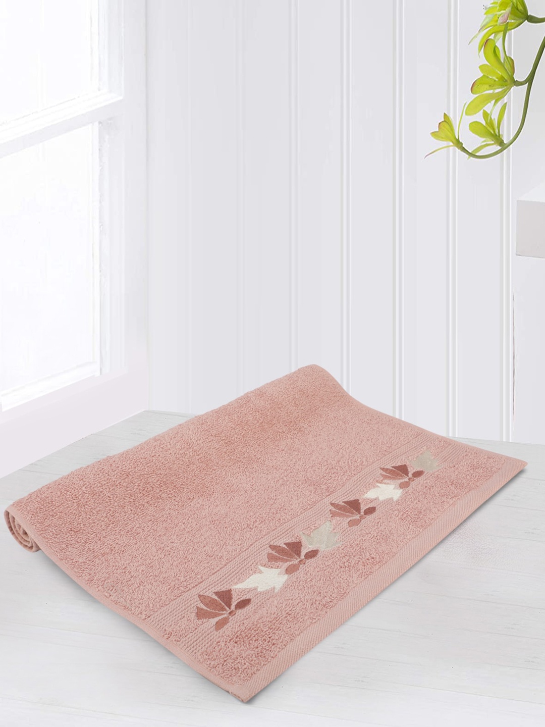 

LUSH & BEYOND Peach-Coloured 500 GSM Pure Cotton Hand Towel