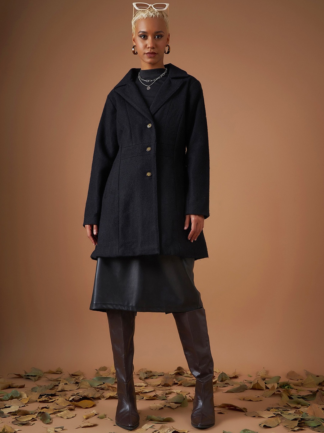 

SASSAFRAS Notch Collar Longline Overcoat, Black