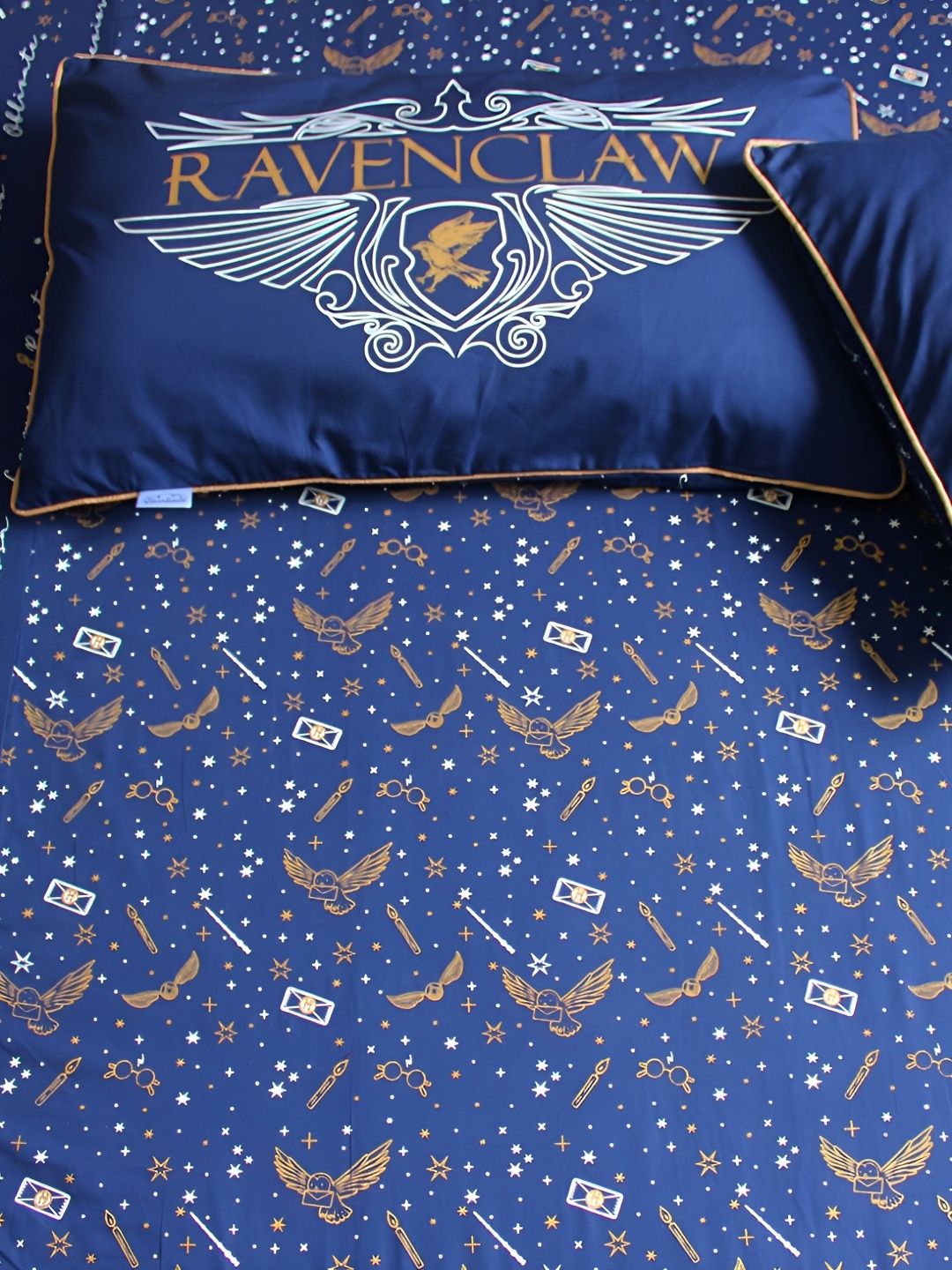 

Silverlinen Harry Potter Ravenclaw 250 TC Queen Bedsheet with 2 Pillow Covers, Blue
