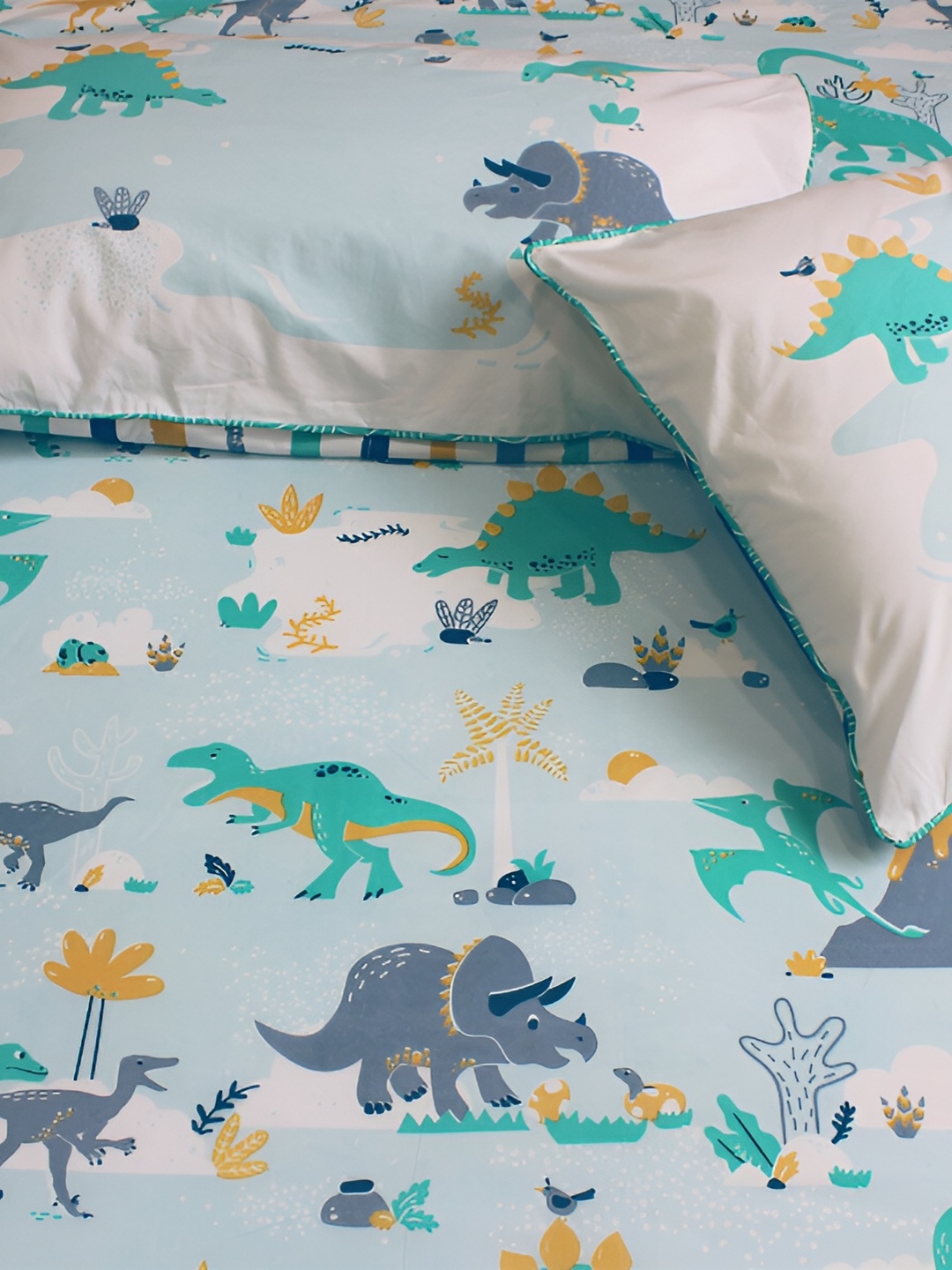 

Silverlinen Dinosaurs 250 TC Cotton King Bedsheet with Pillow Cover, Green