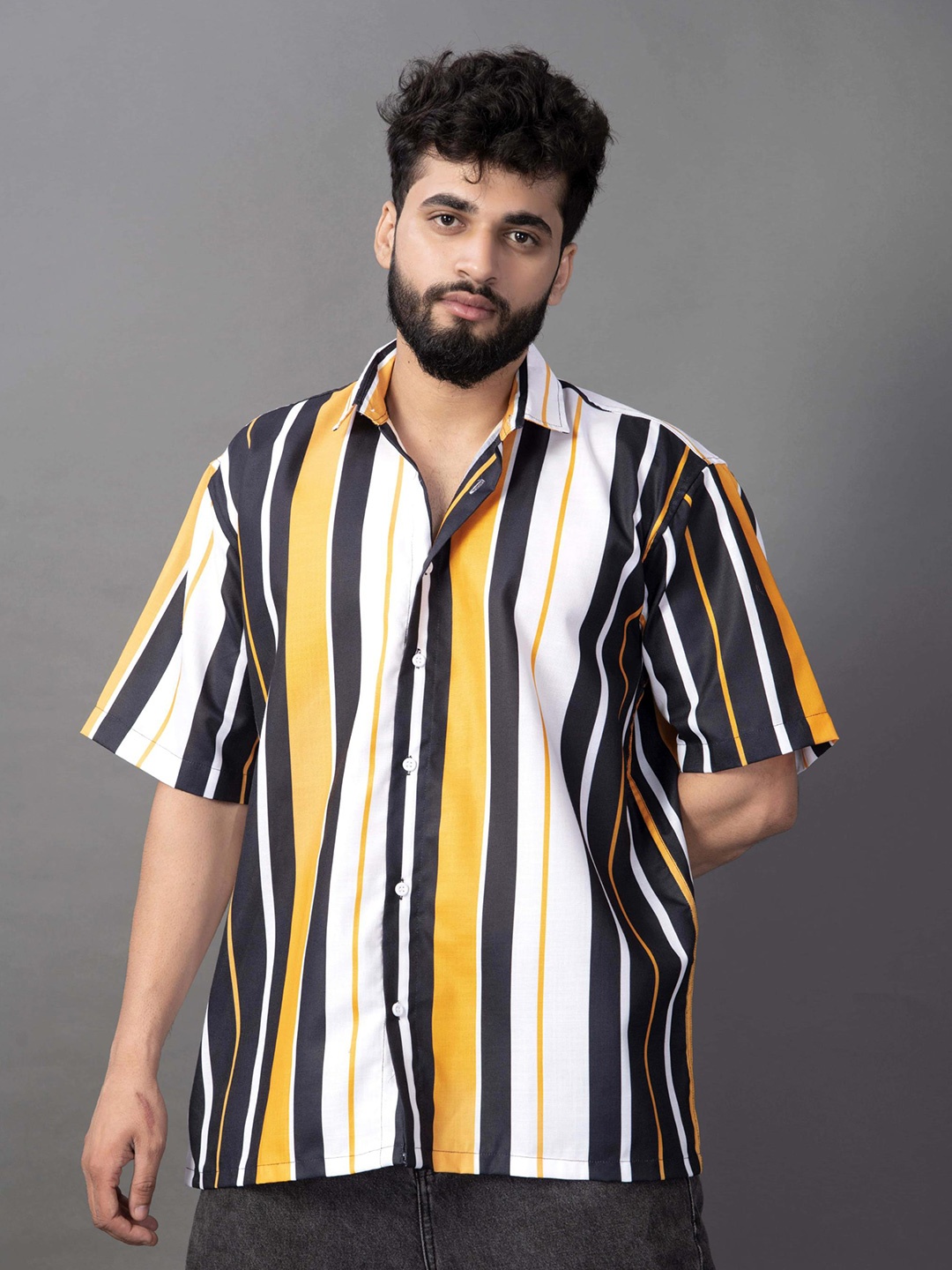 

BROWN BROTHERS Men Relaxed Vertical Striped Drop-Shoulder Oversized Casual Shirt, White