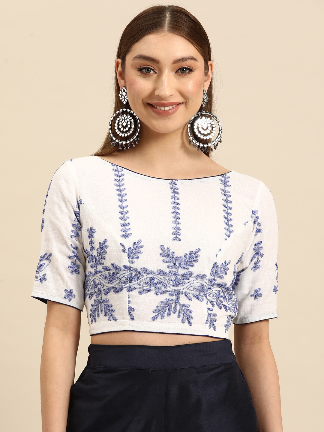 

tantkatha Embroidered Thread Work Boat Neck Saree Blouse, White