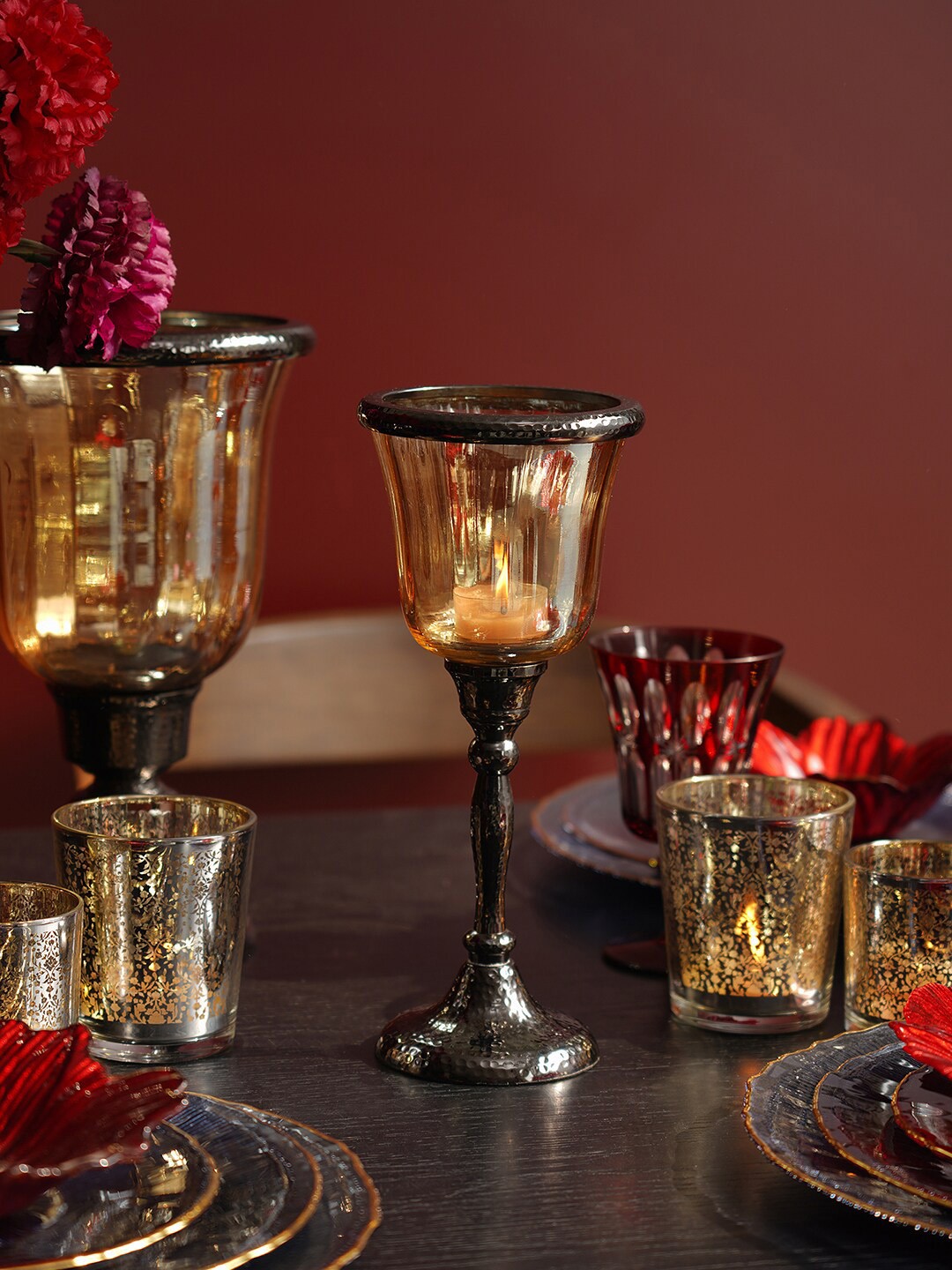 

Pure Home and Living Gold-Toned & Black Antique Glass Hurricane Candle Holders