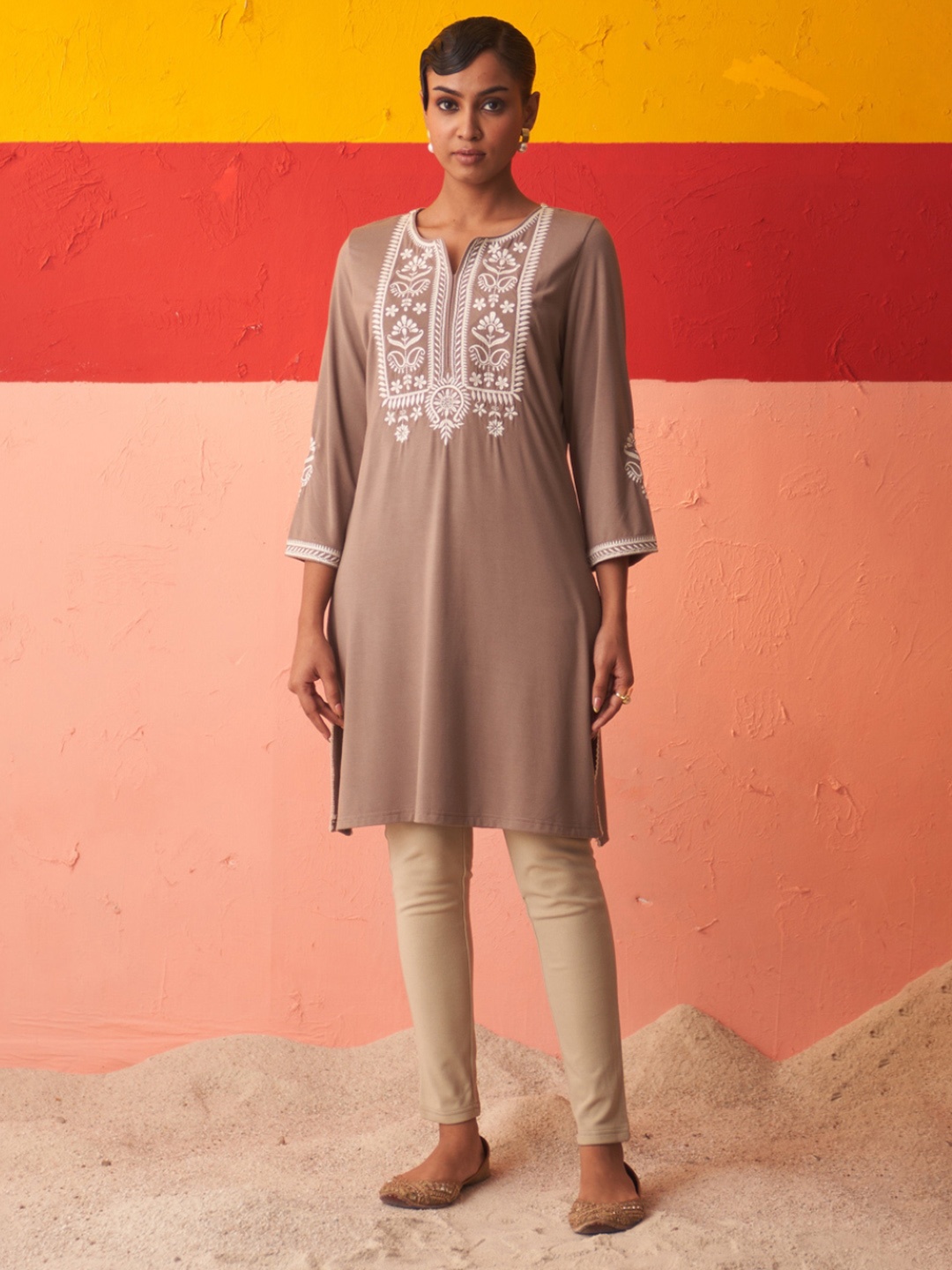 

Lakshita Floral Embroidered Thread Work Woollen Straight Kurta, Beige