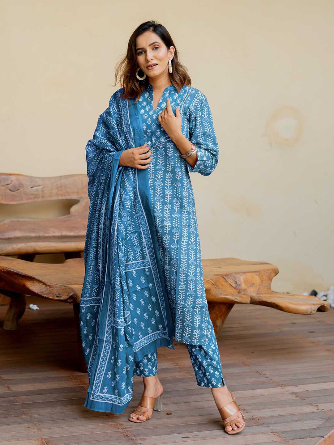 

KALINI Ethnic Motifs Printed Gotta Patti Pure Cotton Kurta With Trousers & Dupatta, Turquoise blue