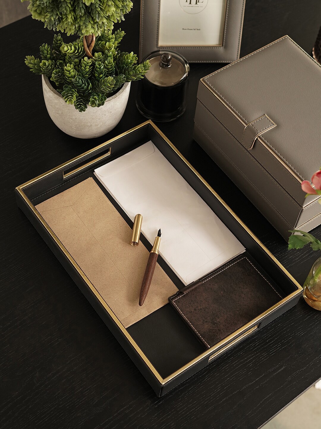 

Pure Home and Living Black Rectangle Leather Serving Tray