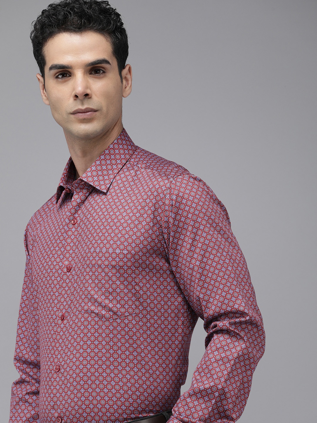 

Van Heusen Pure Cotton Custom Opaque Printed Formal Shirt, Multi