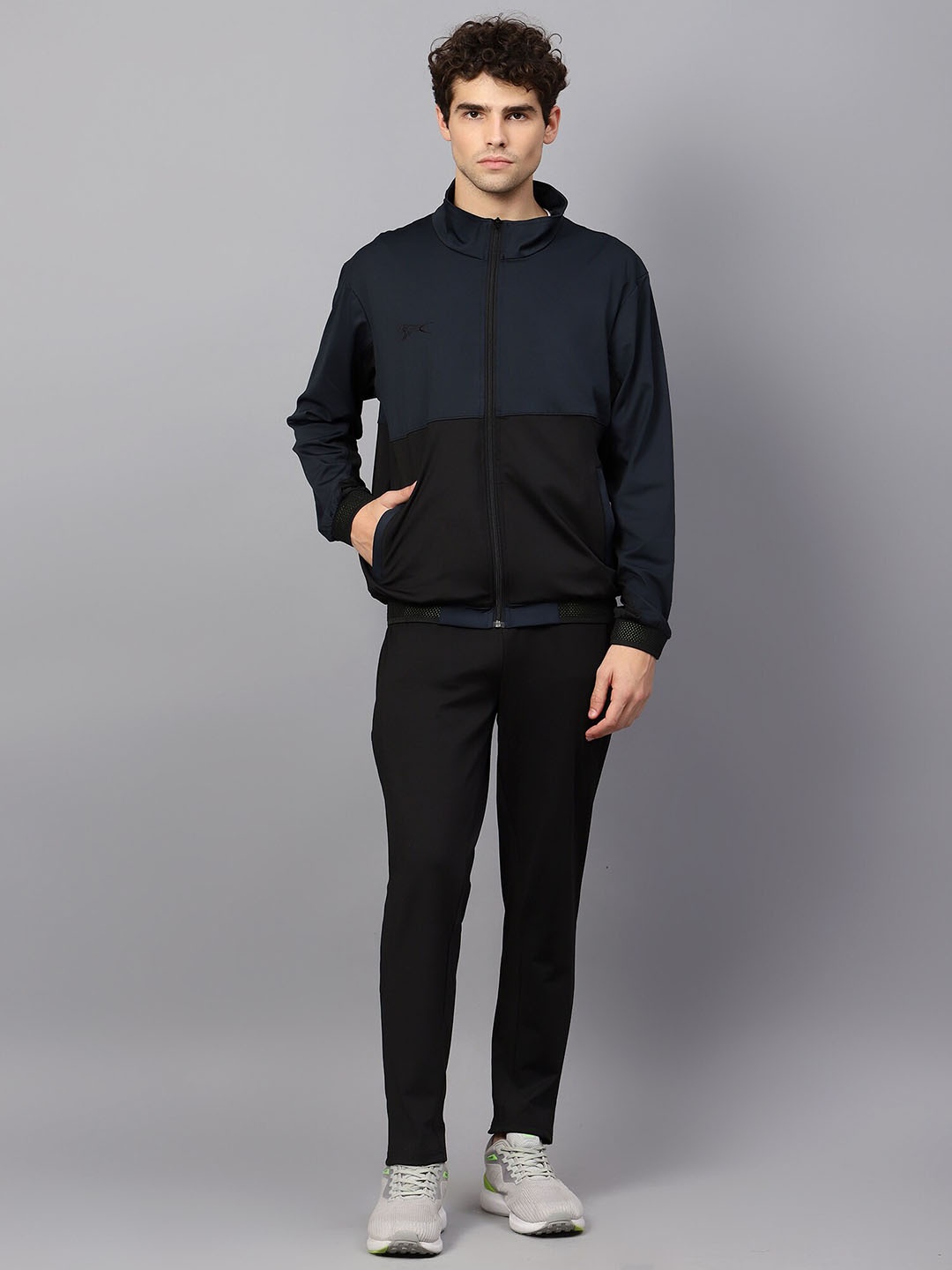 

Shiv Naresh Men Mid-Rise Tracksuits, Black