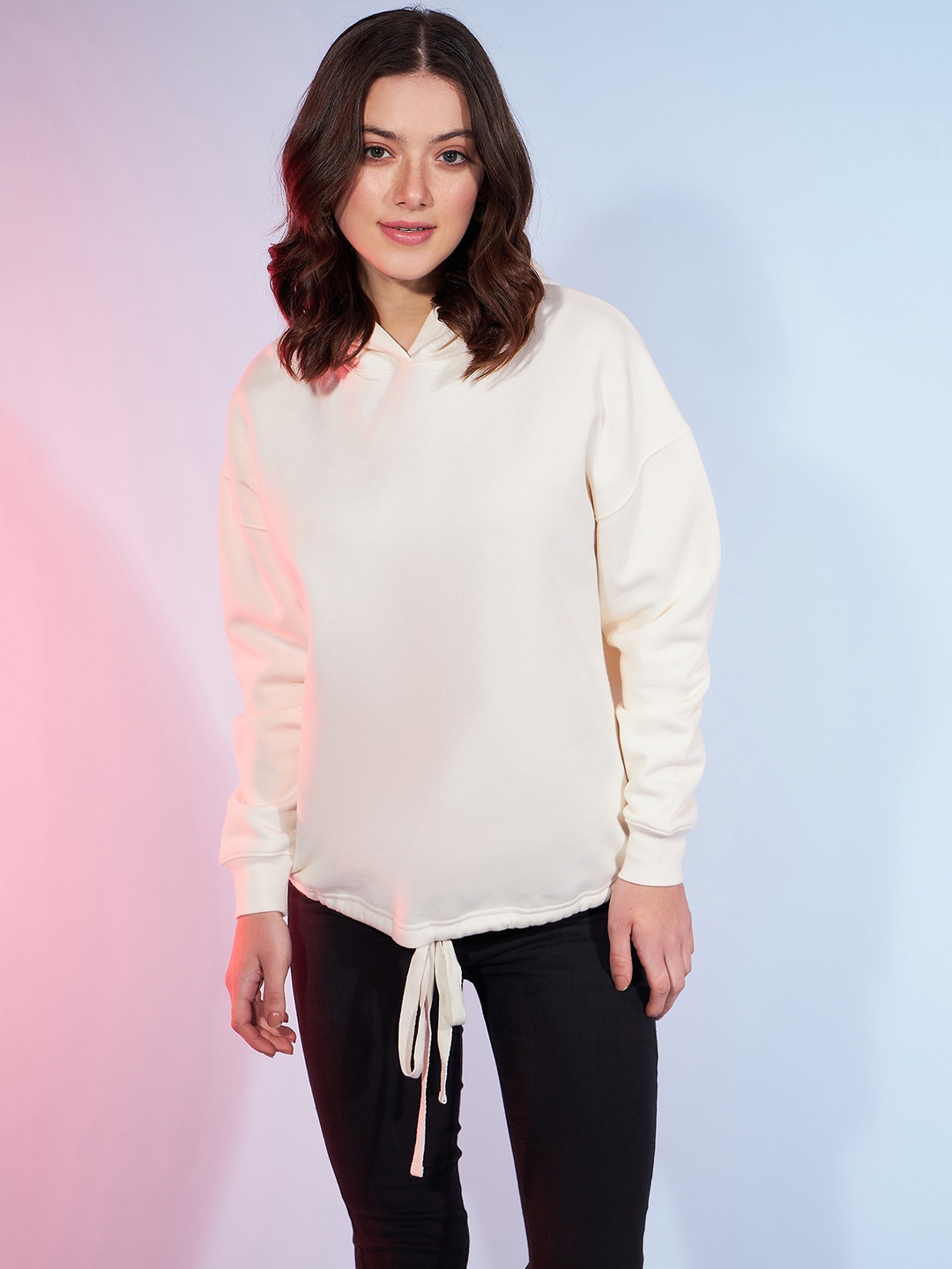 

DressBerry Cream-Coloured Hooded Long Sleeves Cotton Pullover Sweatshirt