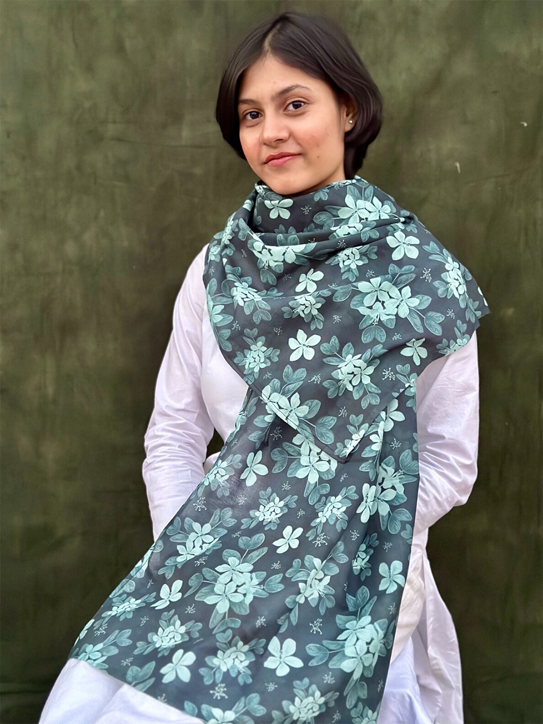 

BUTA BUTI Floral Printed Cotton Scarf, Green