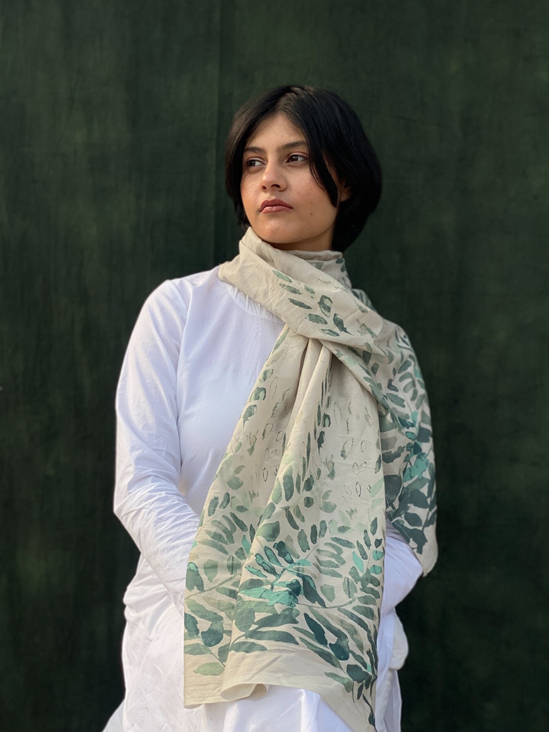 

BUTA BUTI Women Floral Printed Cotton Scarf, Green