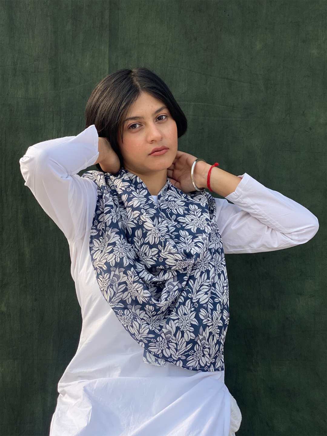 

BUTA BUTI Floral Printed Cotton Scarf, Navy blue