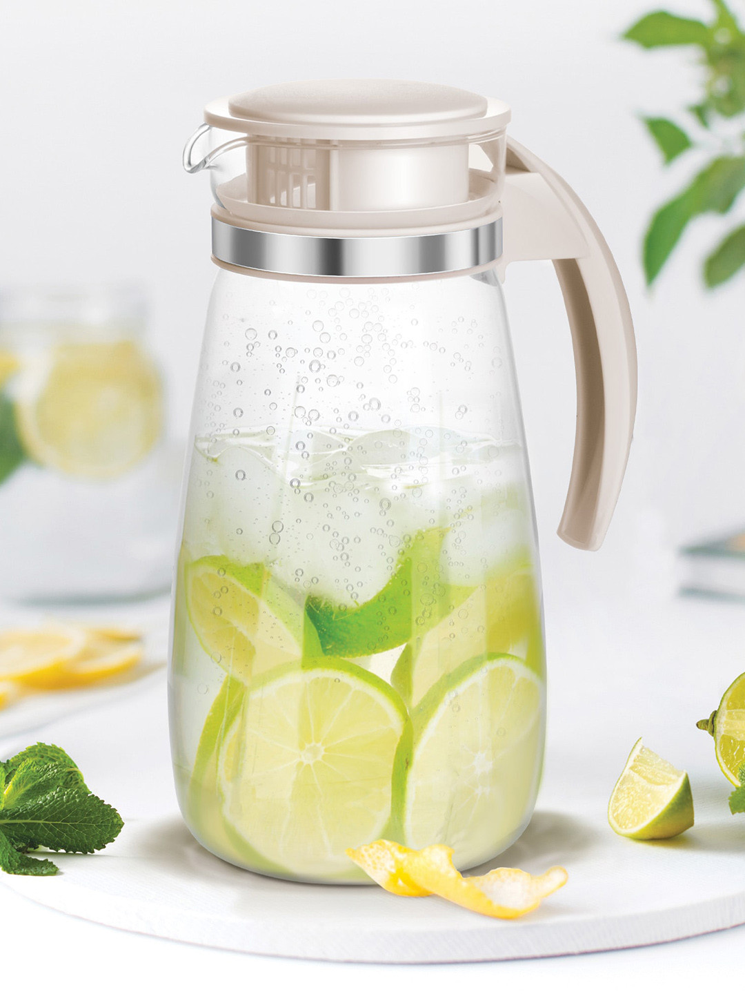 

Treo Nimbus Transparent Glass Water Jug With Lid & Handle-1.65Ltr