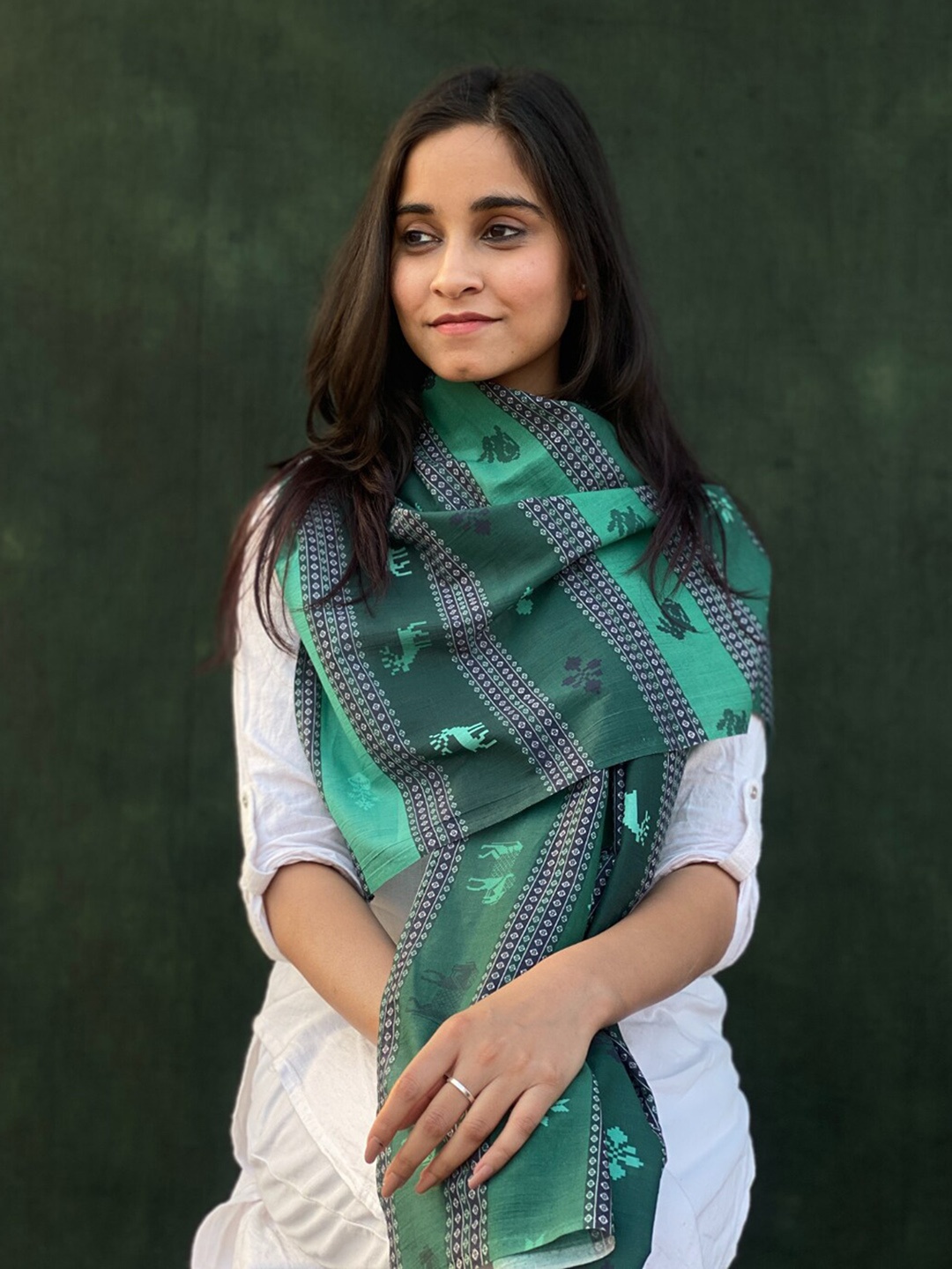 

BUTA BUTI Ethnic motifs Printed Cotton Scarves, Green